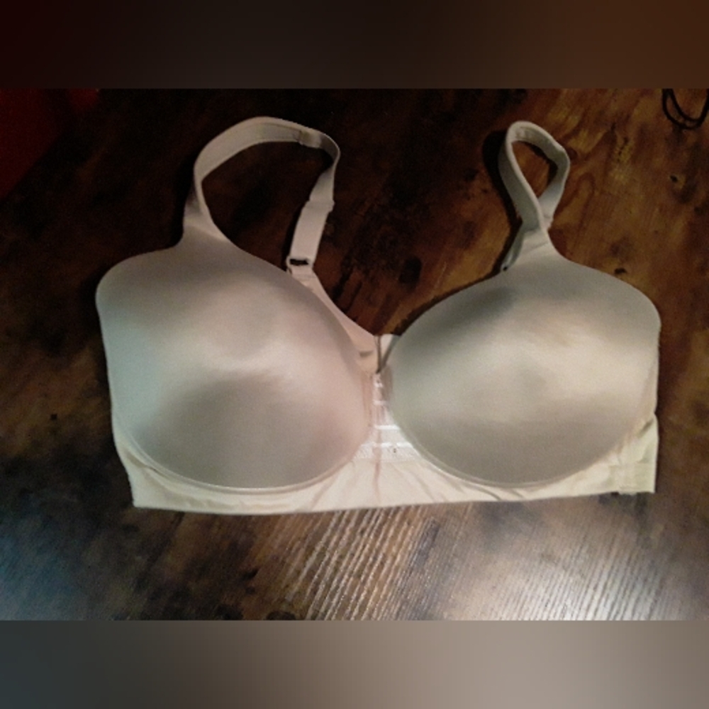 38dd Vanity Fair Tshirt Soft Beige Bra Underwire Padded